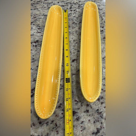 Great Value! 2 Style-Eyes brand Vintage Olive/Nut serving boats- excellent cond! - Picture 2 of 6